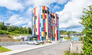 Gebaute Junior Uni in Daun von ZENZ Massivhaus 