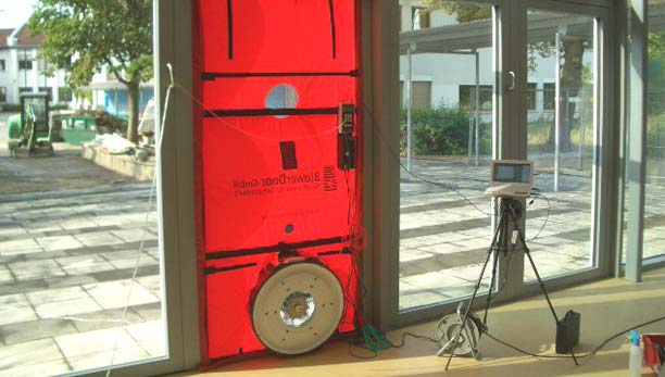 /media/blower_door_test.jpg