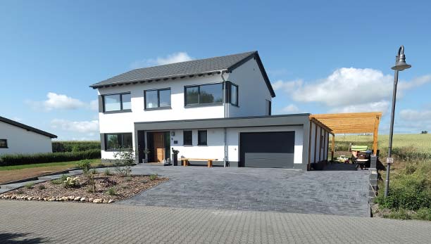 /media/einfamilienhaus_zenz_massivhaus.jpg