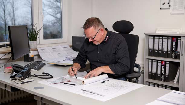 /media/karriere_zenz_massivhaus.jpg